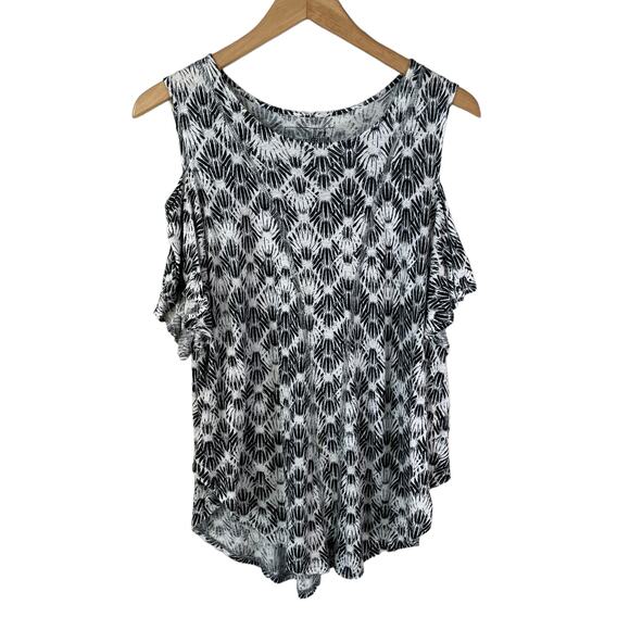 Free People We the Free Women's Cold Shoulder Top Linen Geometric Blend Small - Picture 2 of 9